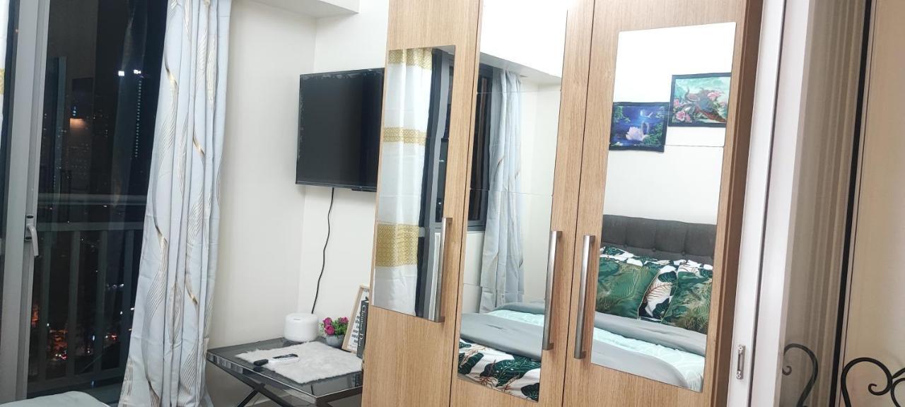 Aveline Suites Elite Rockwell View Acqua Private Residences Near Rockwell Makati Manila Exterior photo